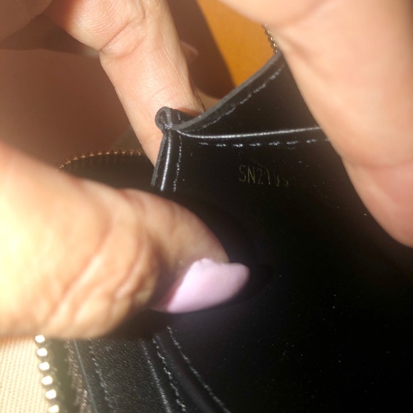 ❌Sold❌ 𝗕𝗡𝗪𝗧 𝘇𝗶𝗽𝗽𝘆 𝗰𝗼𝗶𝗻 𝗽𝘂𝗿𝘀𝗲 - Picture 8 of 15